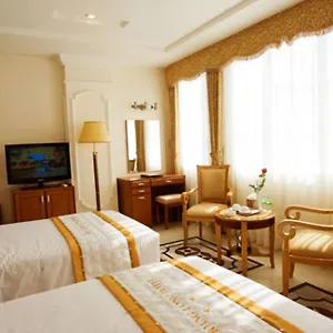 2* Hotel Tan Hoang Long